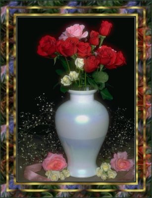 flower05-rosevase.jpg (30150 bytes)