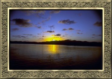 goldfrm04-sunset.jpg (24073 bytes)